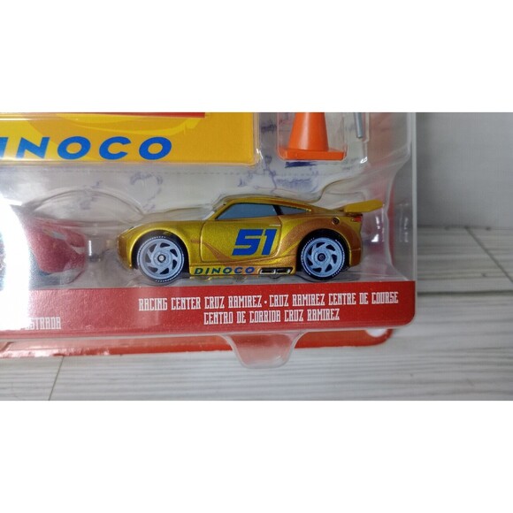Disney Pixar Cars 2-pk Road Trip Mcqueen & Racing Center Cruz NIP - Picture 3 of 8
